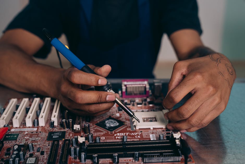 Aide Informatique à Domicile : Votre Expert Saint-Malo Pour Tous Vos Dépannages
